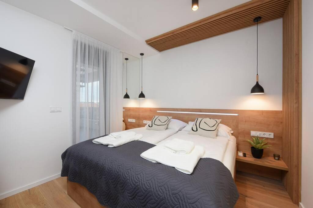 Apartment Fux Penthouse Whirlpool Meerblick Zadar