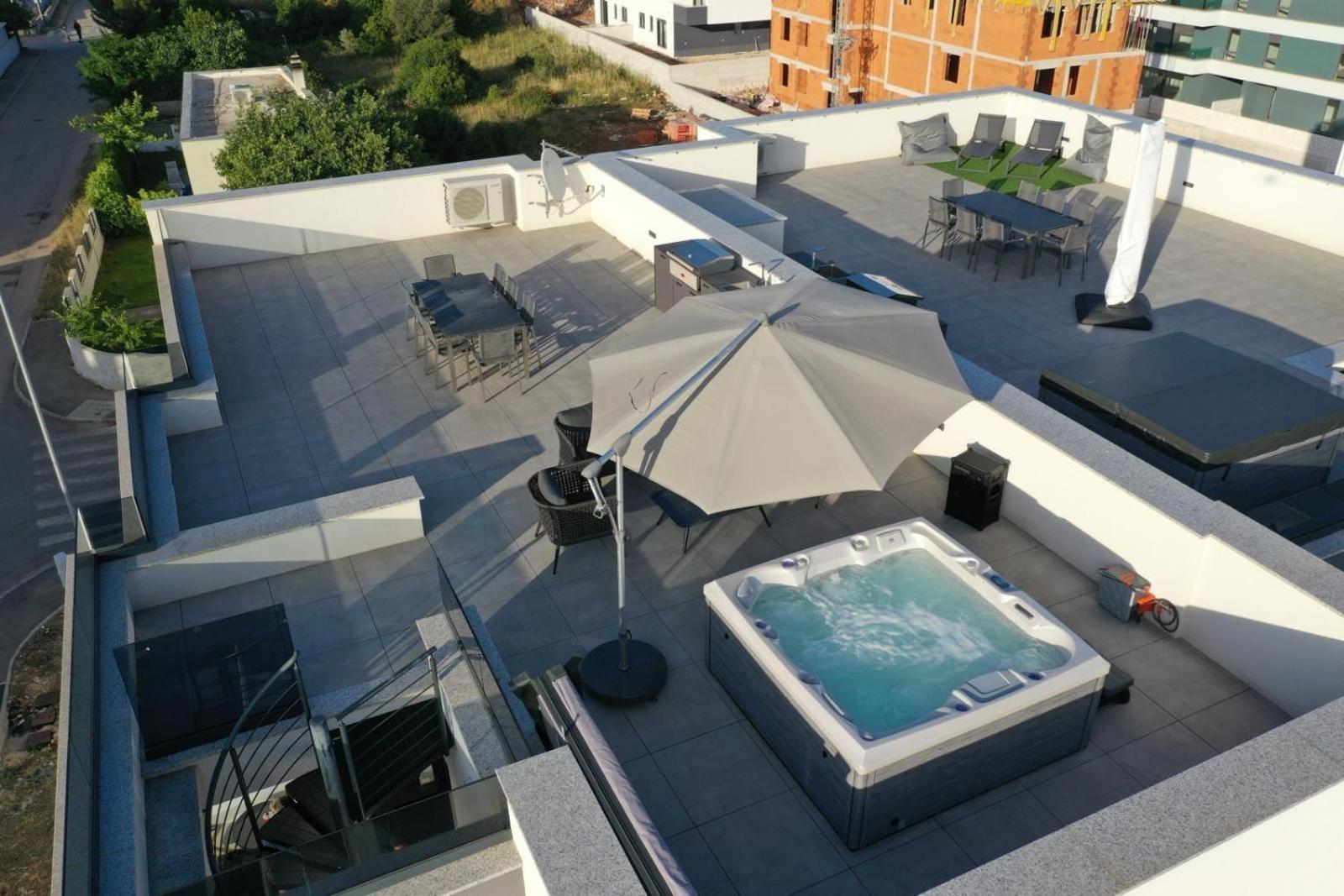 Fux Penthouse Whirlpool Meerblick Apartament